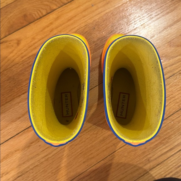 Hunter Kids' Multicolor Rainbow Striped Boots - Size US 9 (Toddler) - Picture 5 of 6